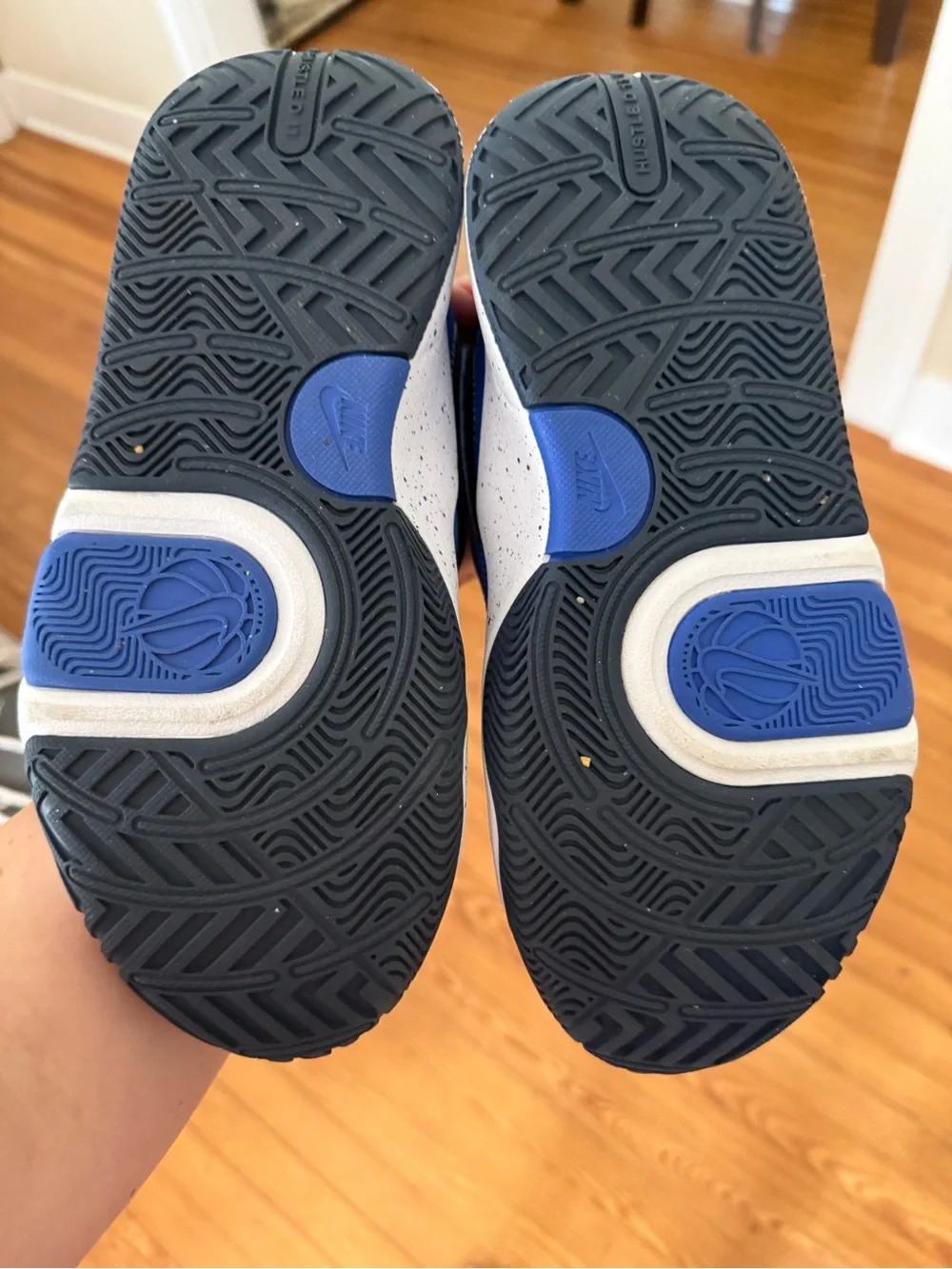 Nike Kids Royal Blue and Black Hook-and-Loop Sneakers